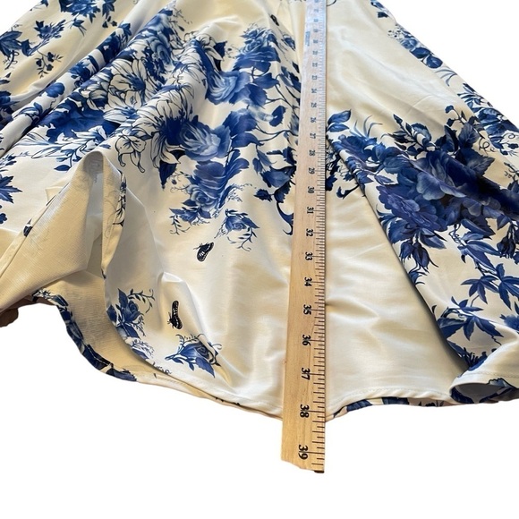 1861 Blue and White Floral Circle Skirt Dress - size Small - Zipper/Tie Back - Picture 8 of 13
